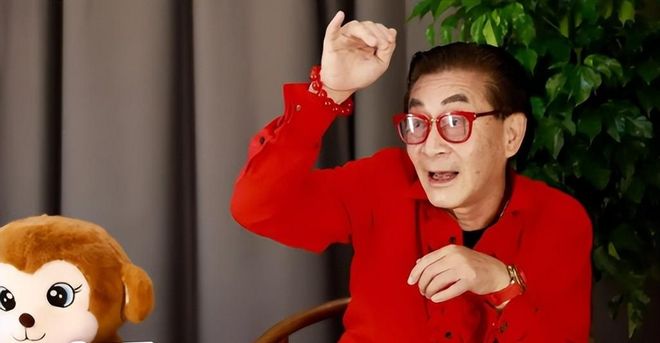 天空体育记者:那不勒斯加紧租借尤文中卫加蒂,含买断条款