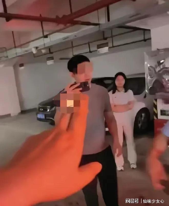 央媒发文:足球小将7战全胜捧起“小世界杯”!却只字未提董路