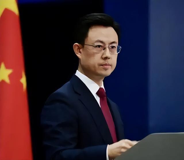中国男篮公布最新大名单,周琦赵睿张镇麟缺席,郭指导派出奇兵