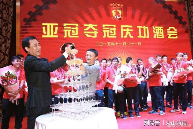 CBA男篮动态更新！徐杰出发美国特训，朱芳雨瞄准福建潜力，周鹏有望回归广东，广东接触NBA级别中锋